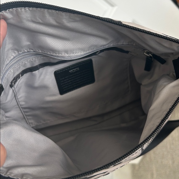 Tumi Voyageur Canton Crossbody - Picture 6 of 8